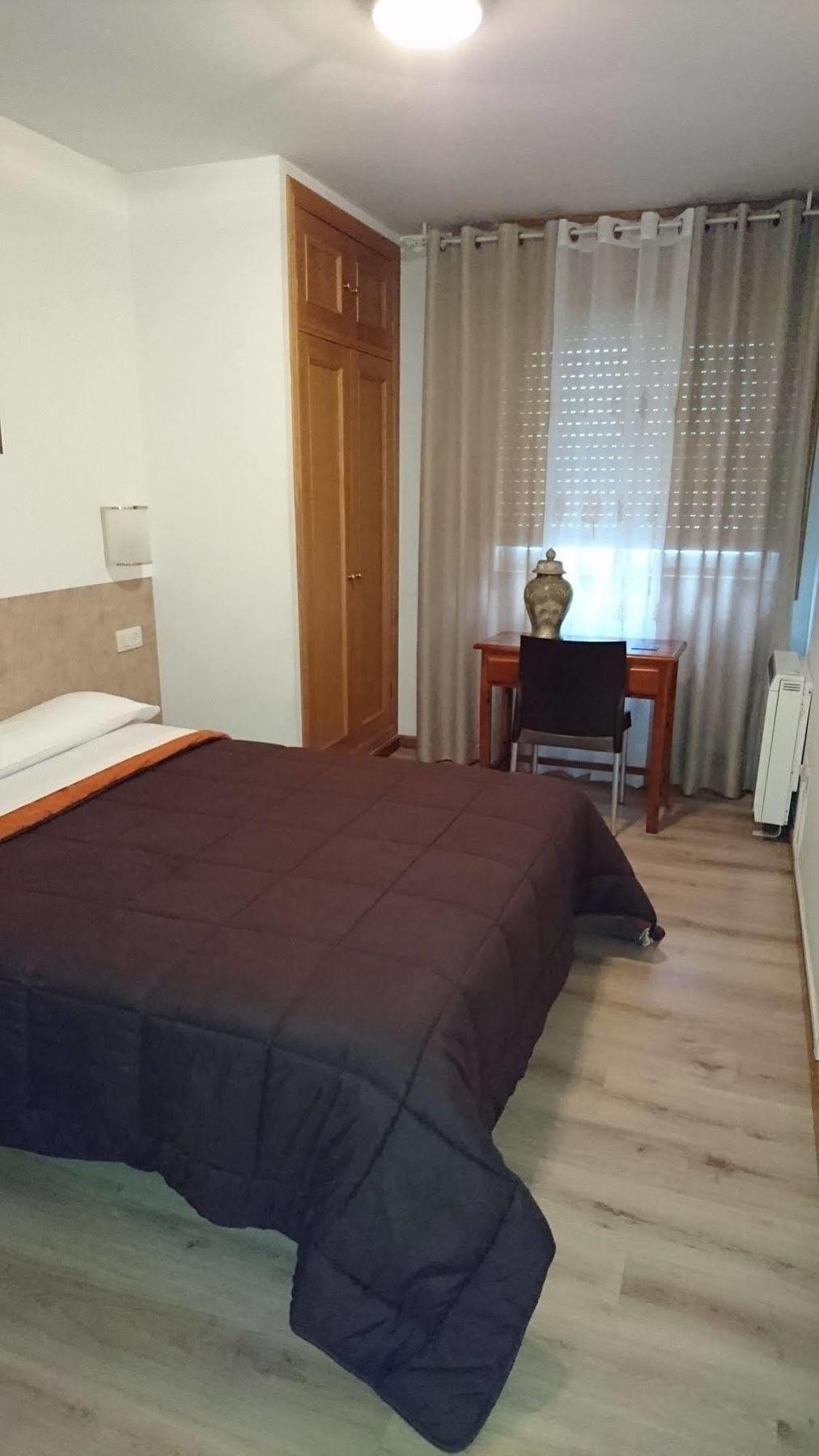 Pension Santa Clara La Coruña Esterno foto